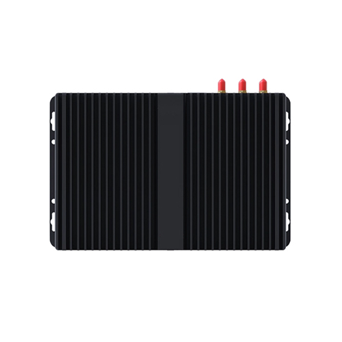 Edge Computing Gateway EG8200Pro