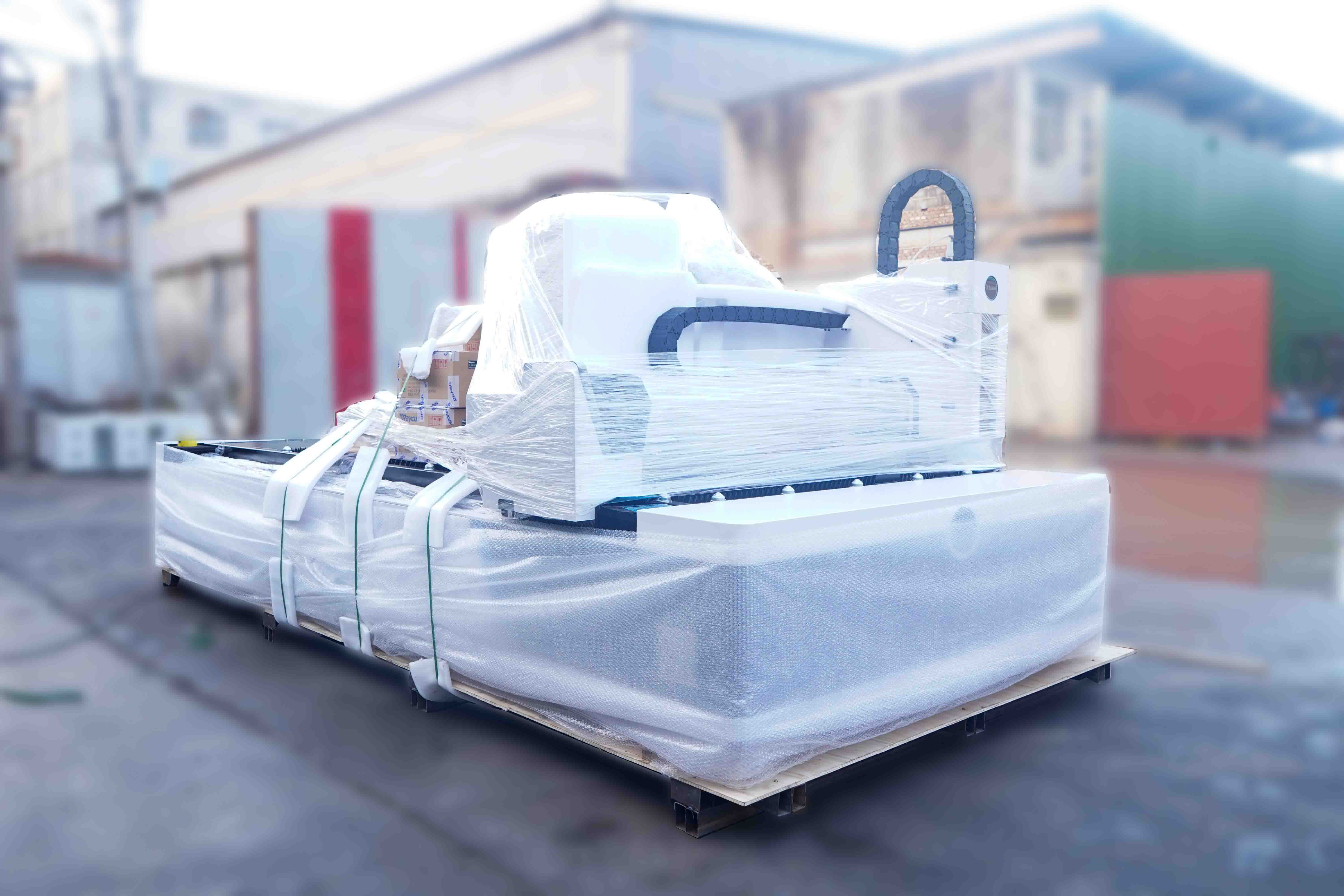 Combined plate and tube laser cutting machine