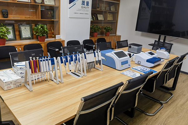 BIO-1 Adjustable Semi Disinfectant Pipette