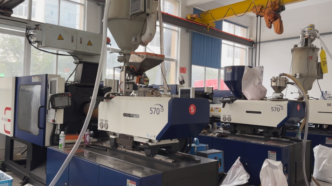 From Concept to Container How Custom Mold Development Brings Unique Plastic Cups to Life