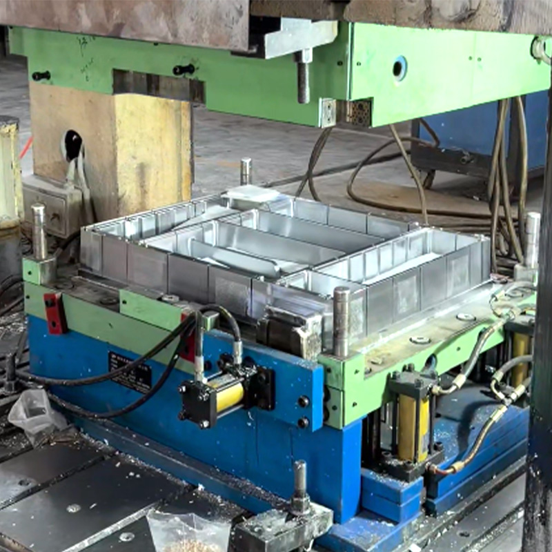 SMC Smart Mirror Cabinet