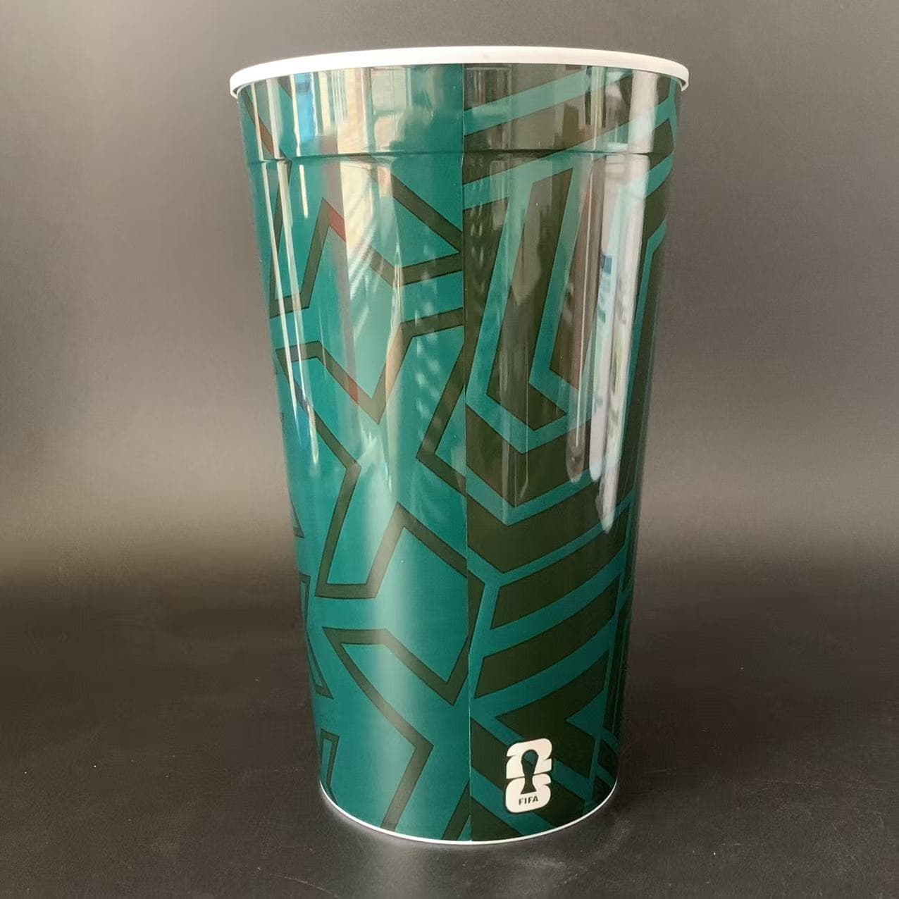 In-Mold Labeling (IML) for Plastic Cups – A Complete Guide