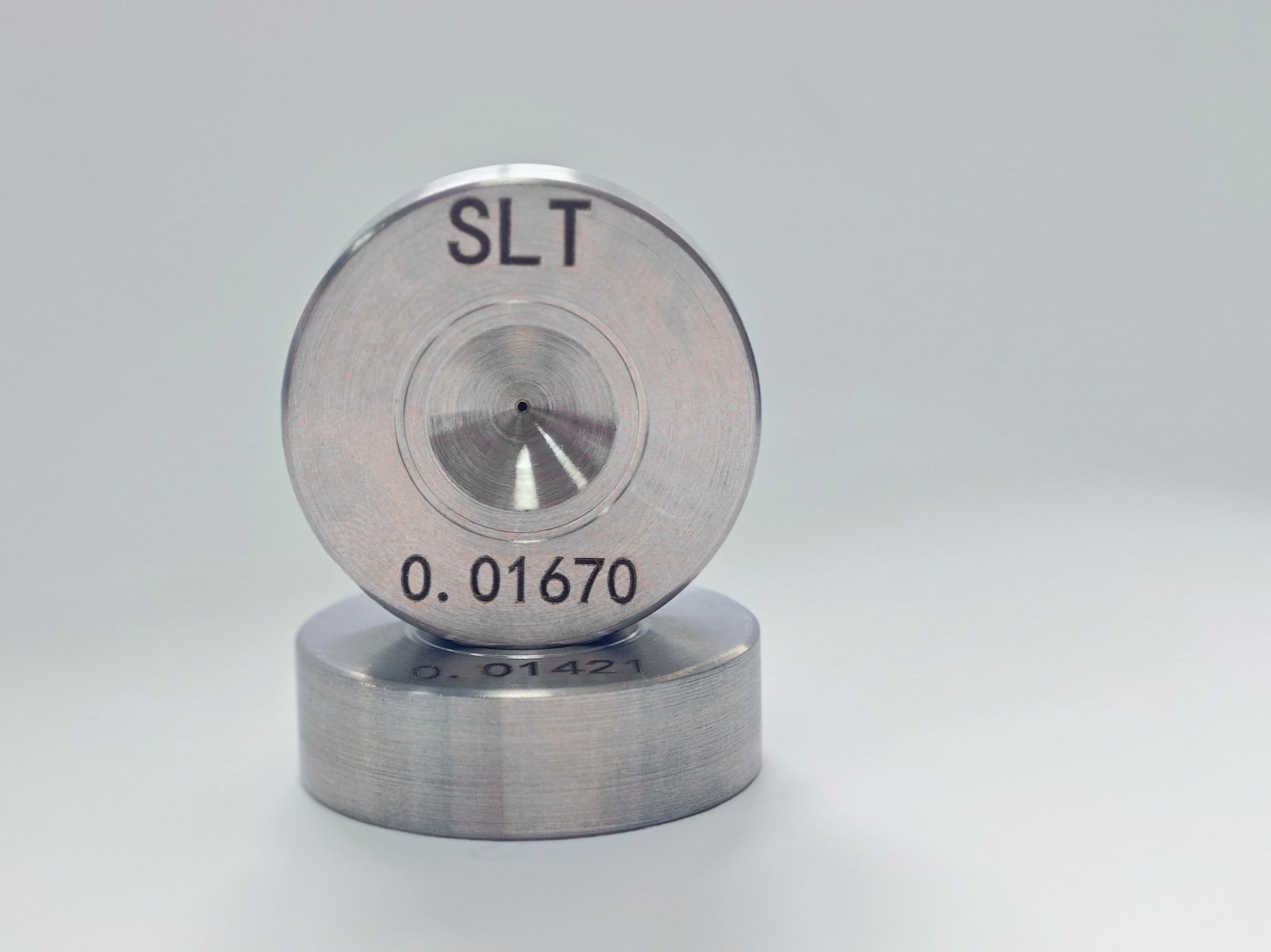 Tackling Tough Drawing Challenges: Die Solutions for Exotic Alloys, Shaped Wires & Micro-Wires