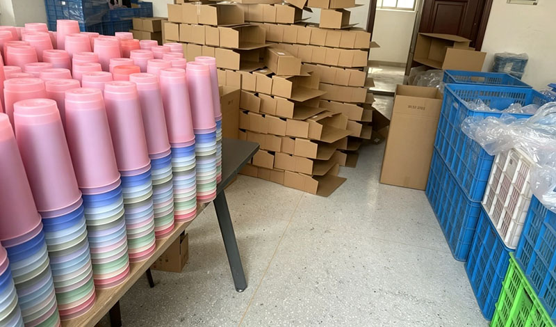 BPA-Free Custom Plastic Cup Manufacturer Offers Low MOQ Wholesale Promotional Drinkware