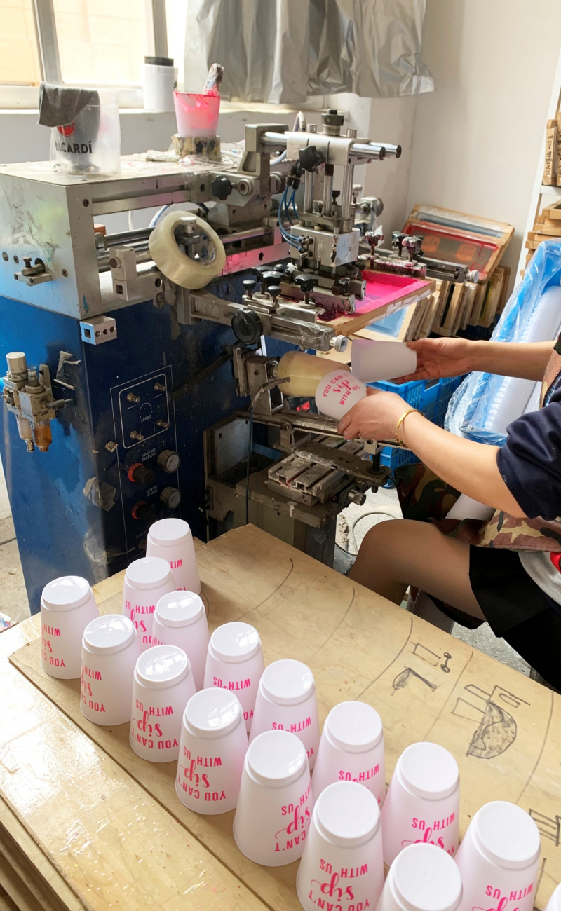 BPA-Free Custom Plastic Cup Manufacturer Offers Low MOQ Wholesale Promotional Drinkware