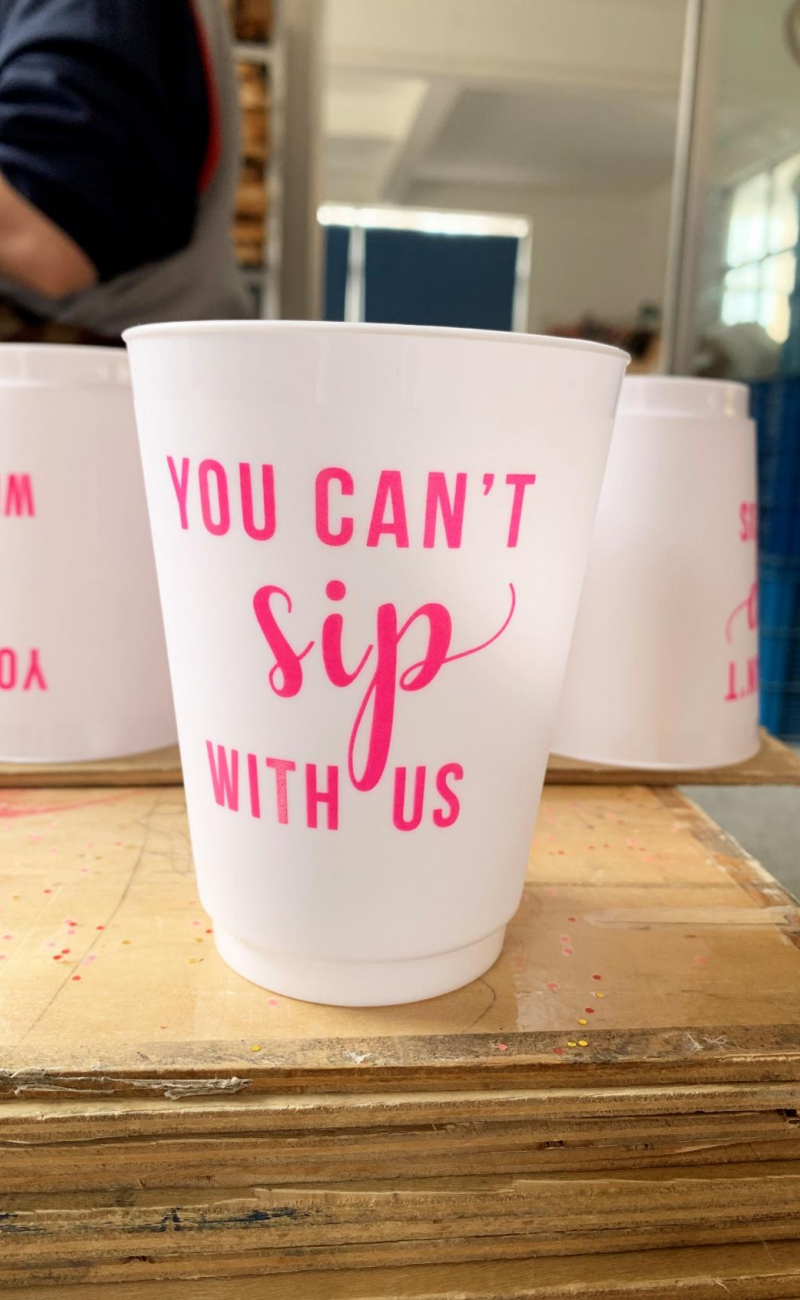 BPA-Free Custom Plastic Cup Manufacturer Offers Low MOQ Wholesale Promotional Drinkware