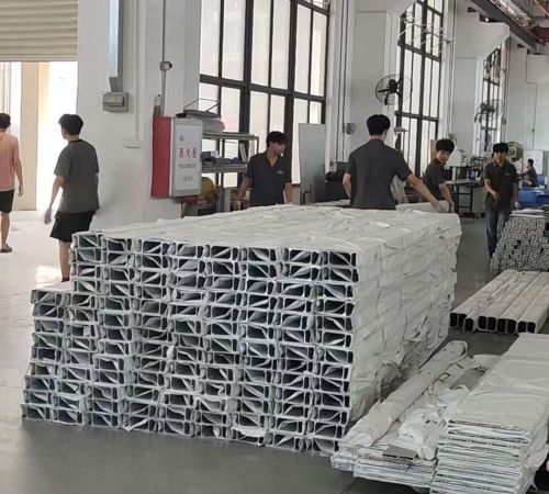 Custom Extruded Aluminum