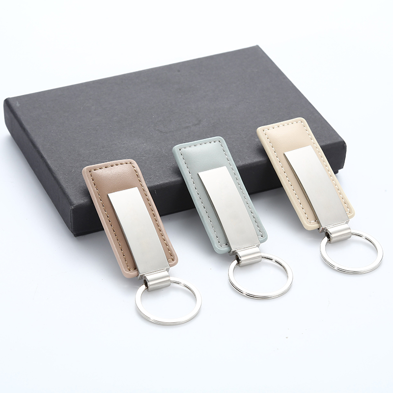 Fashion Design Metal Card Pu Leather Keychain