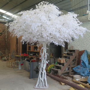 Бяло изкуствено дърво банян за декорация на закрито на открито