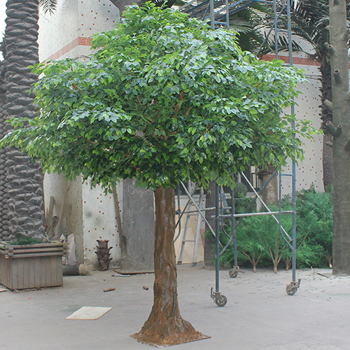 Artificial ficus tree