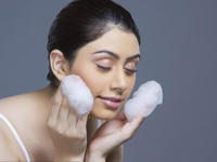 After Grafting Eyelashes, How To Wash Your Face To Avoid Eyelashes Falling?