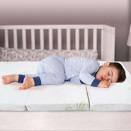Бамбус мини креветче за душек за дремење Пакет за преклопување и подлога за душек за играње