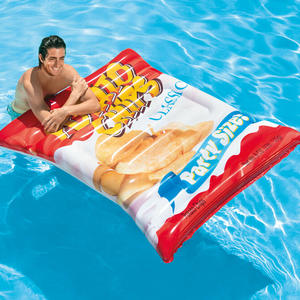 Flutuadores de piscina infláveis ​​de comida