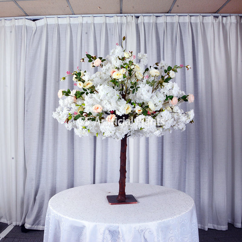 Palsu Cherry Blossom Tree dicampur karo kembang peony Tabel Centerpieces dekorasi acara wedding