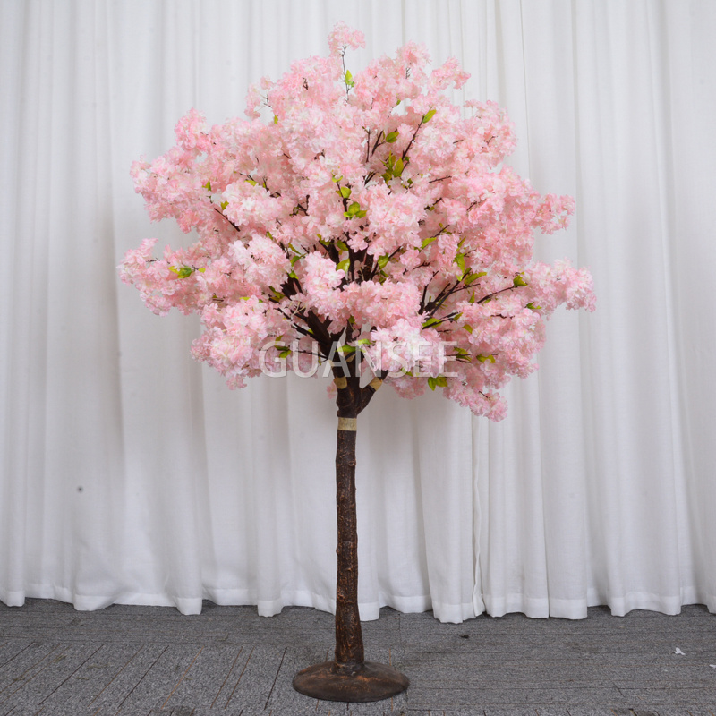 Indoor cherry blossom tree for wedding decoration