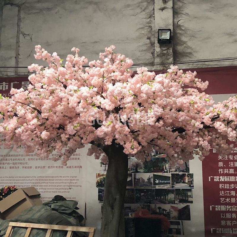  Դրսի ձևավորում տան դեկորի համար մեծ վարդագույն բալի ծաղկած ծաղիկ մեծ ծառի արհեստական ​​բույսեր ծառեր 