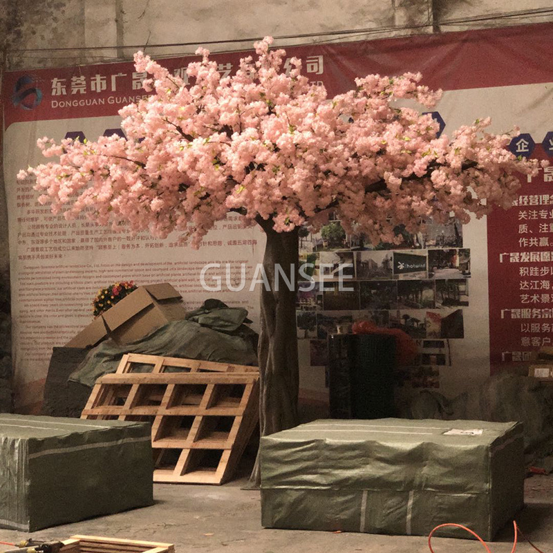  Ulkosisustus kodin sisustukseen iso vaaleanpunainen kirsikankukka kukka iso puu tekokasvit puut 