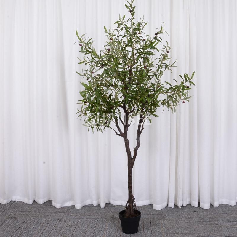  Korkealaatuinen tekooliivipuu Keinotekoinen oliivipuu kotitoimiston sisätilojen sisustukseen 