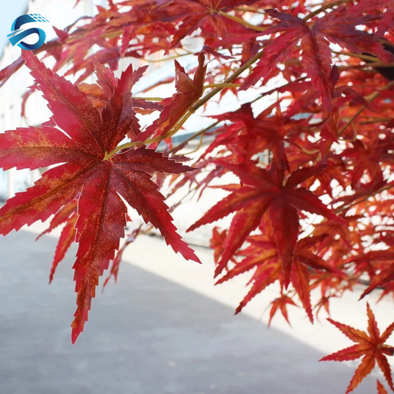  Künstlicher Herbst-Ahornbaum zum Verkauf für drinnen und draußen 