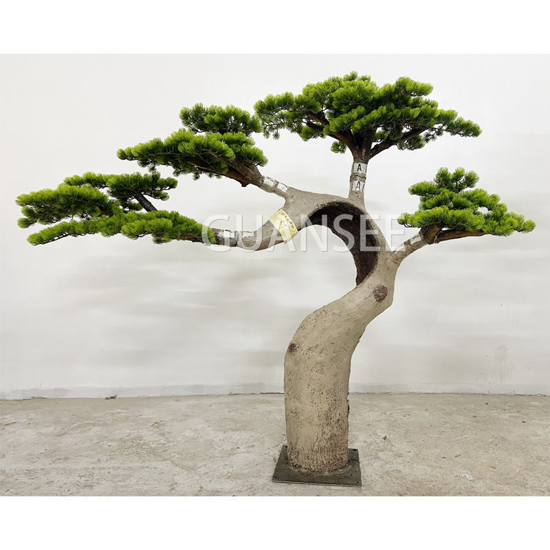 ענף עץ אורן מלאכותי