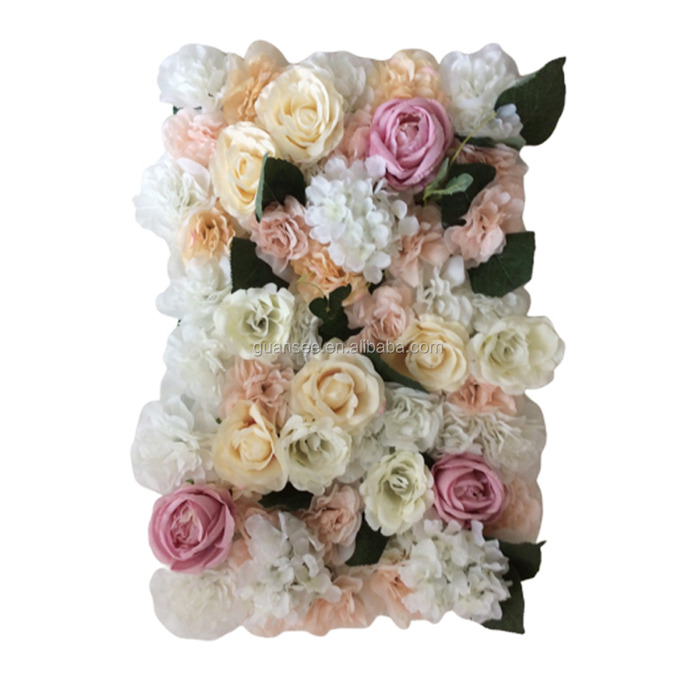 Ścianka ze sztucznych kwiatów na ślub 