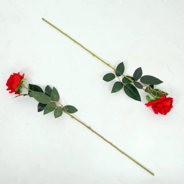 Artificial rose flower wedding in vase