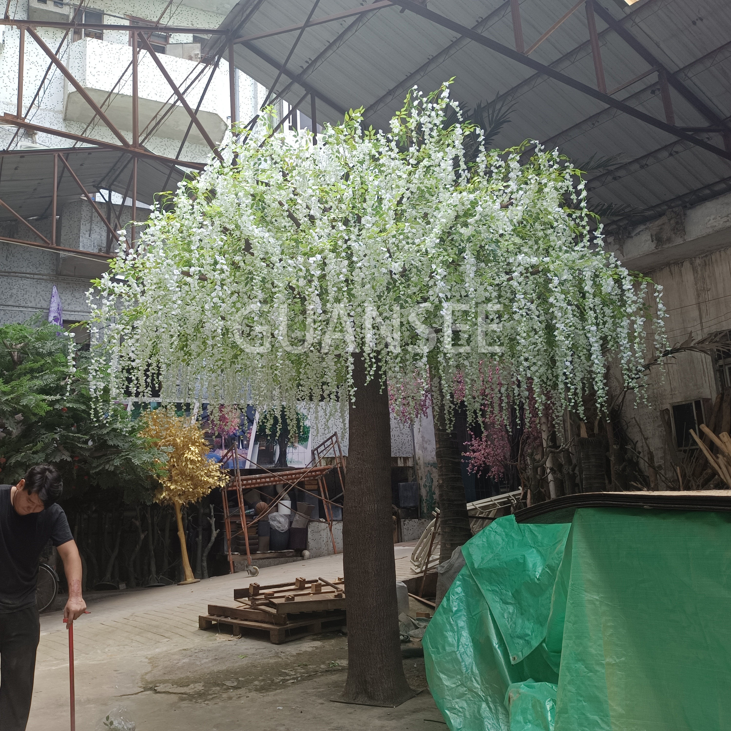 Pohon wisteria gedhe buatan Kanggo Dekorasi Pernikahan