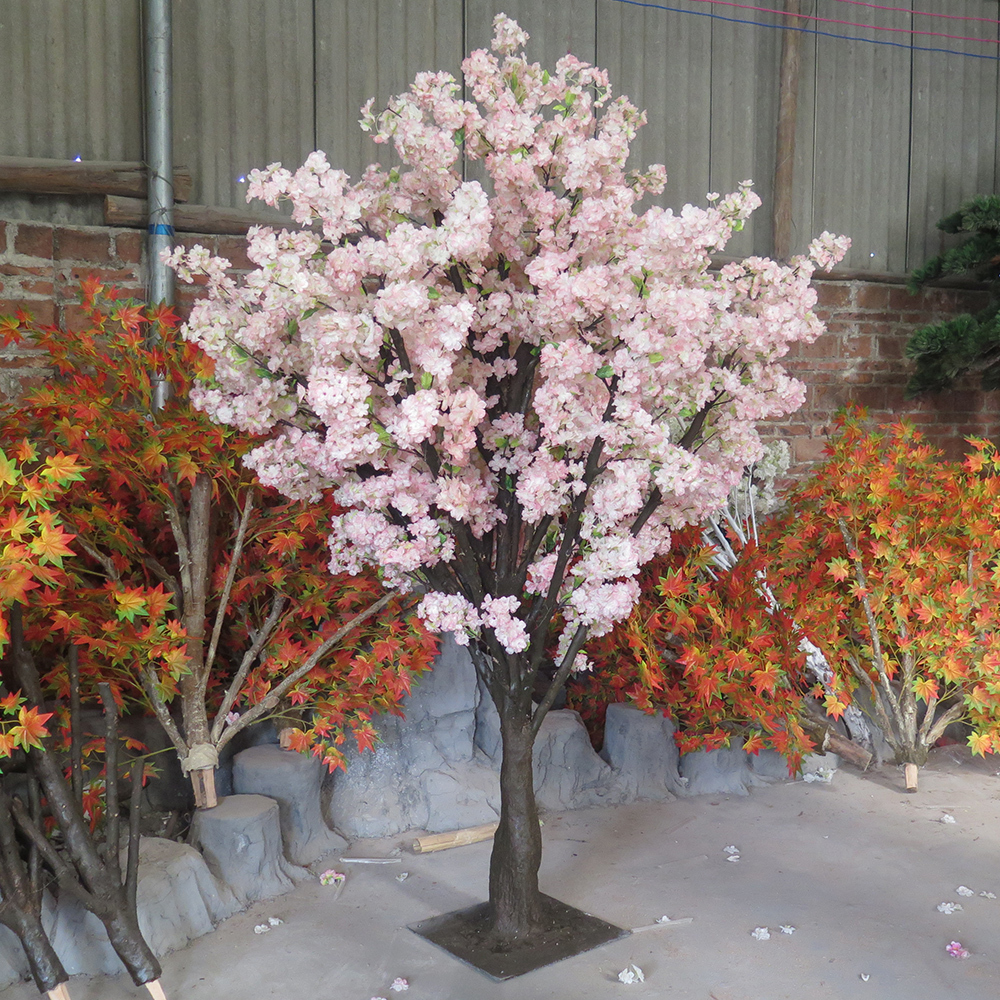  Hochzeitsdekoration Künstlicher Sakura-Baum Kirschblütenbaum Fiberglas-Seidenmaterial 