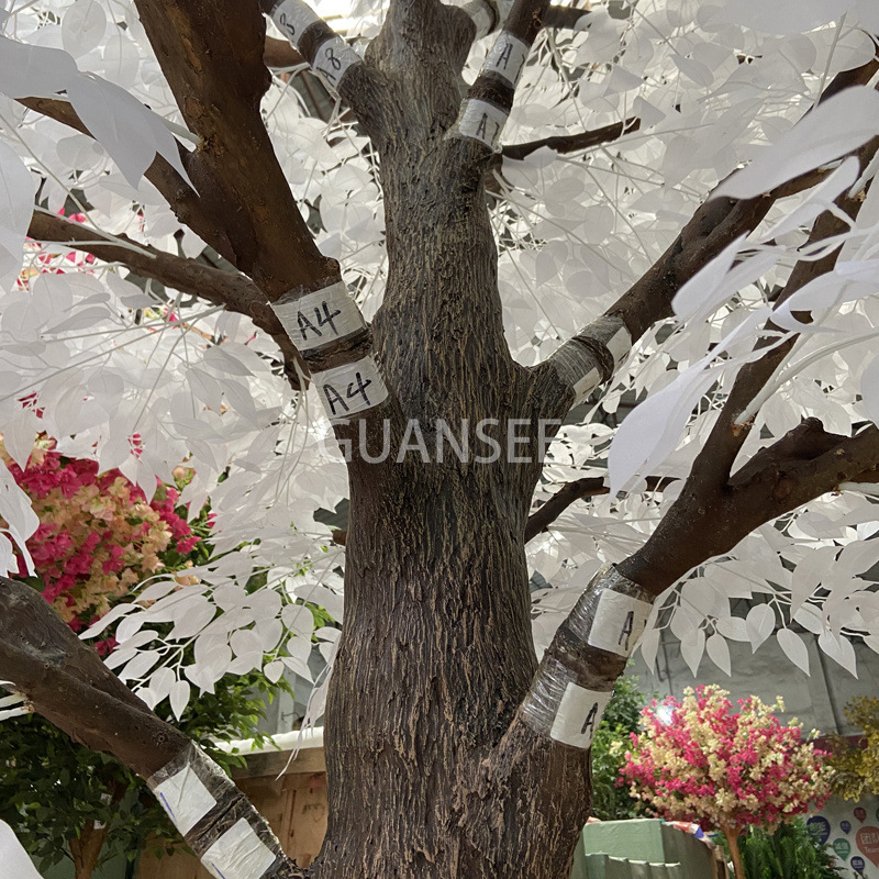  Umelý biely banyánový strom sklolaminátový banyán na dekoráciu 