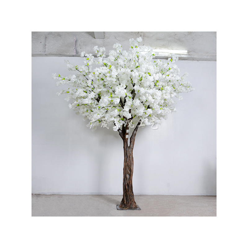 Gran simulación de cerezos en flor decoración de interiores.