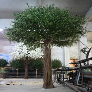 Simulerat stort inomhus och utomhus olivträd