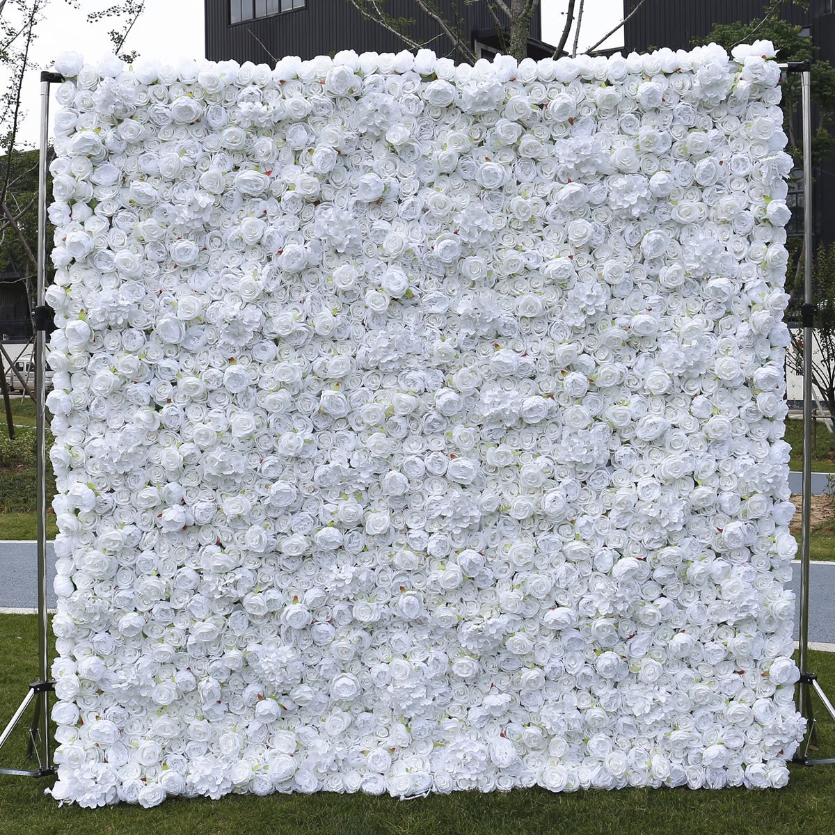 फैक्टरी प्रत्यक्ष बिक्री शुद्ध सफेद कपड़ा नीचे नकली फूल दीवार पृष्ठभूमि शादी की सजावट