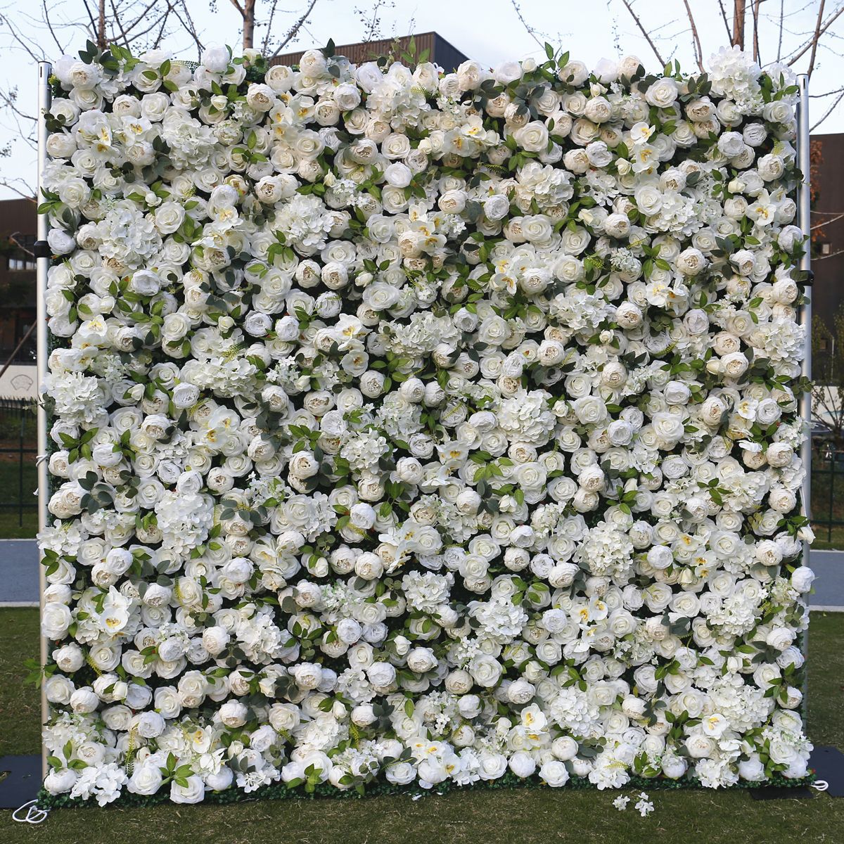 Biela látka spodná kvetina stena na pozadí stena Svadobná simulácia kvetina Svadobné centrum výzdoba okien na pozadí pivonka kvetinová stena