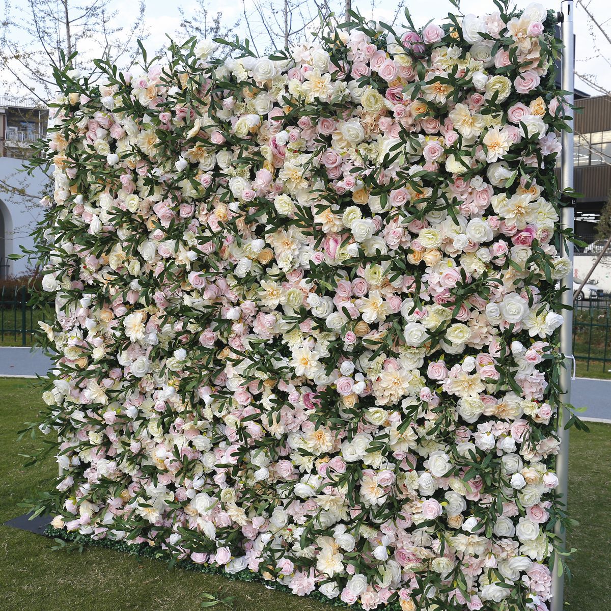 5D simulacija tkanine dno cvjetnog zida pozadinska zidna dekoracija za vjenčanje Raspored pozornice za vjenčanje pozadinsko umjetno cvijeće red cvijeća u obliku luka