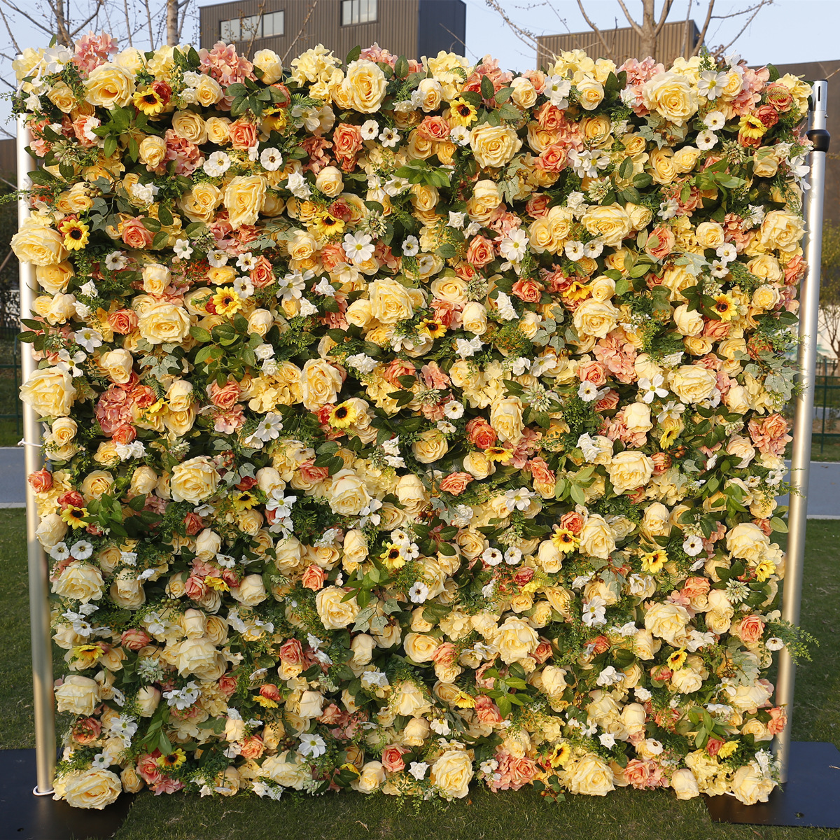 5D látková spodná kvetinová stena na pozadí steny, žlté pozadie steny, svadobná výzdoba, svadobná kvetinová stena, kvetinové umenie