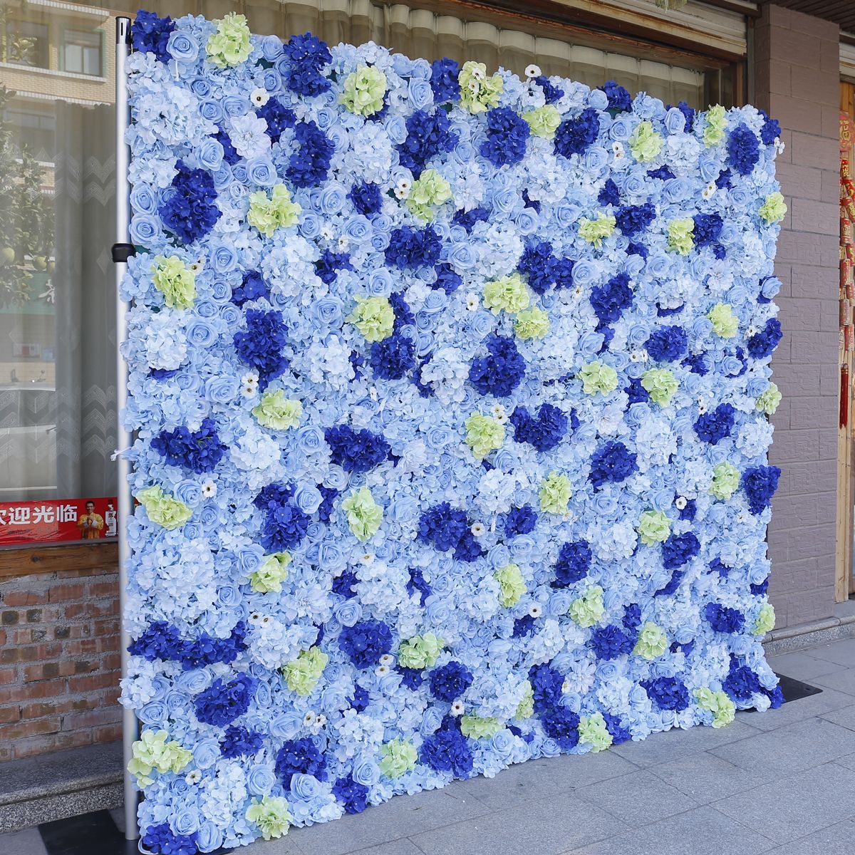 Τοίχος λουλουδιών προσομοίωσης τεχνητού μπλε υφάσματος
