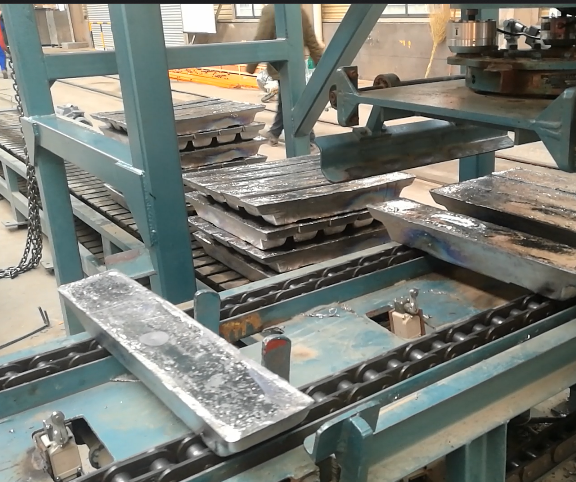 Lead continuous ingot casting machine automatic