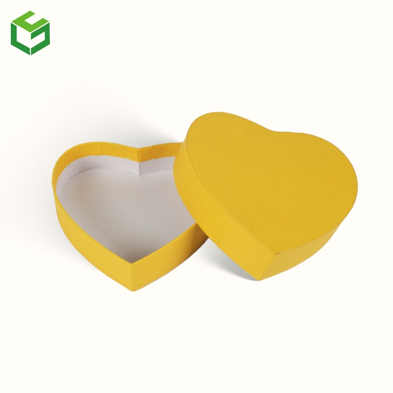 Hearted Shaped Gift Box Cardboard Paper Packaging For Chocolate