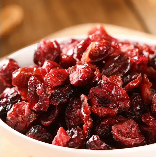 What are the 3 most common dried fruits?