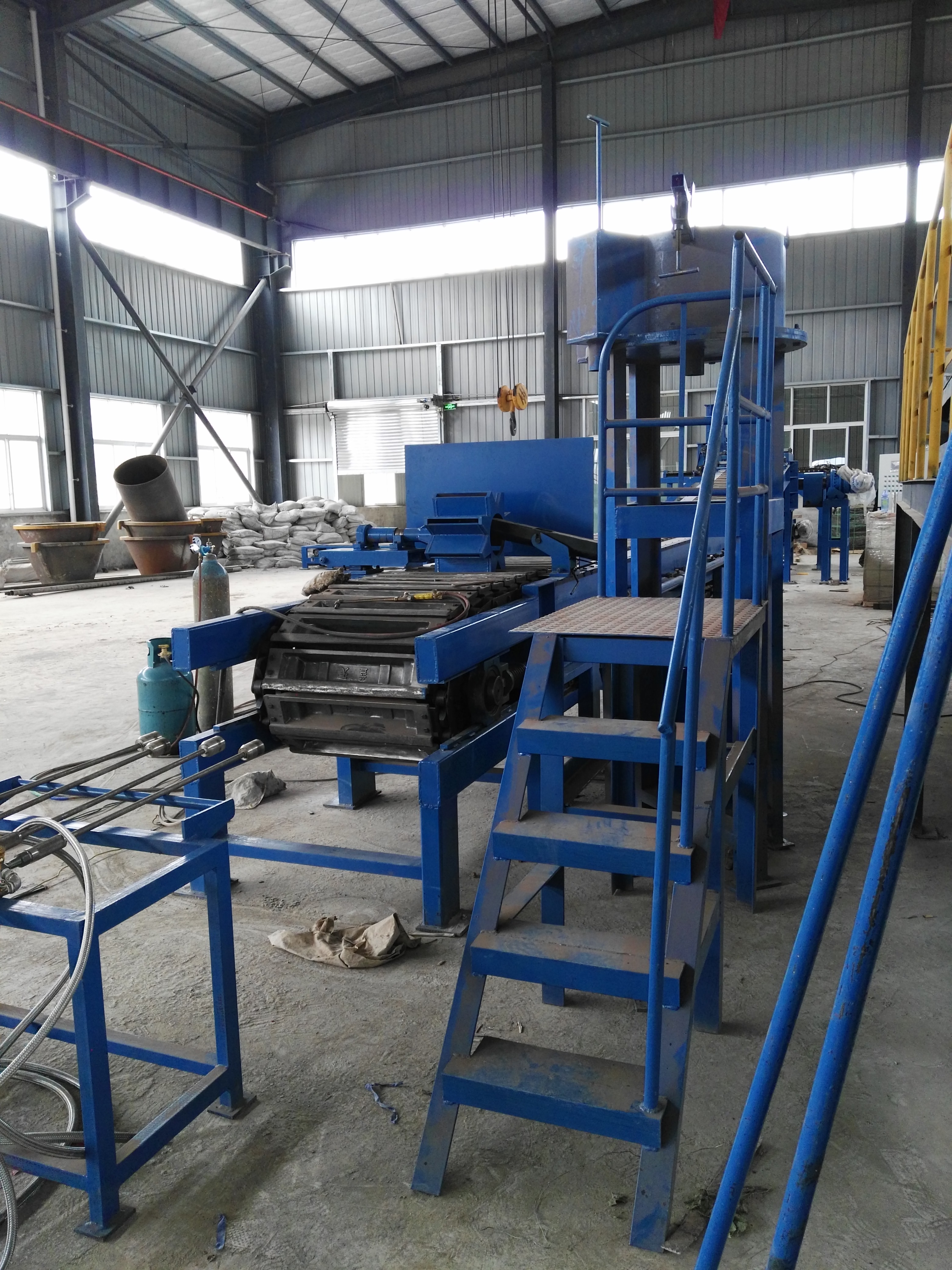 Metal casting machinery automatic gating machine Pouring roller