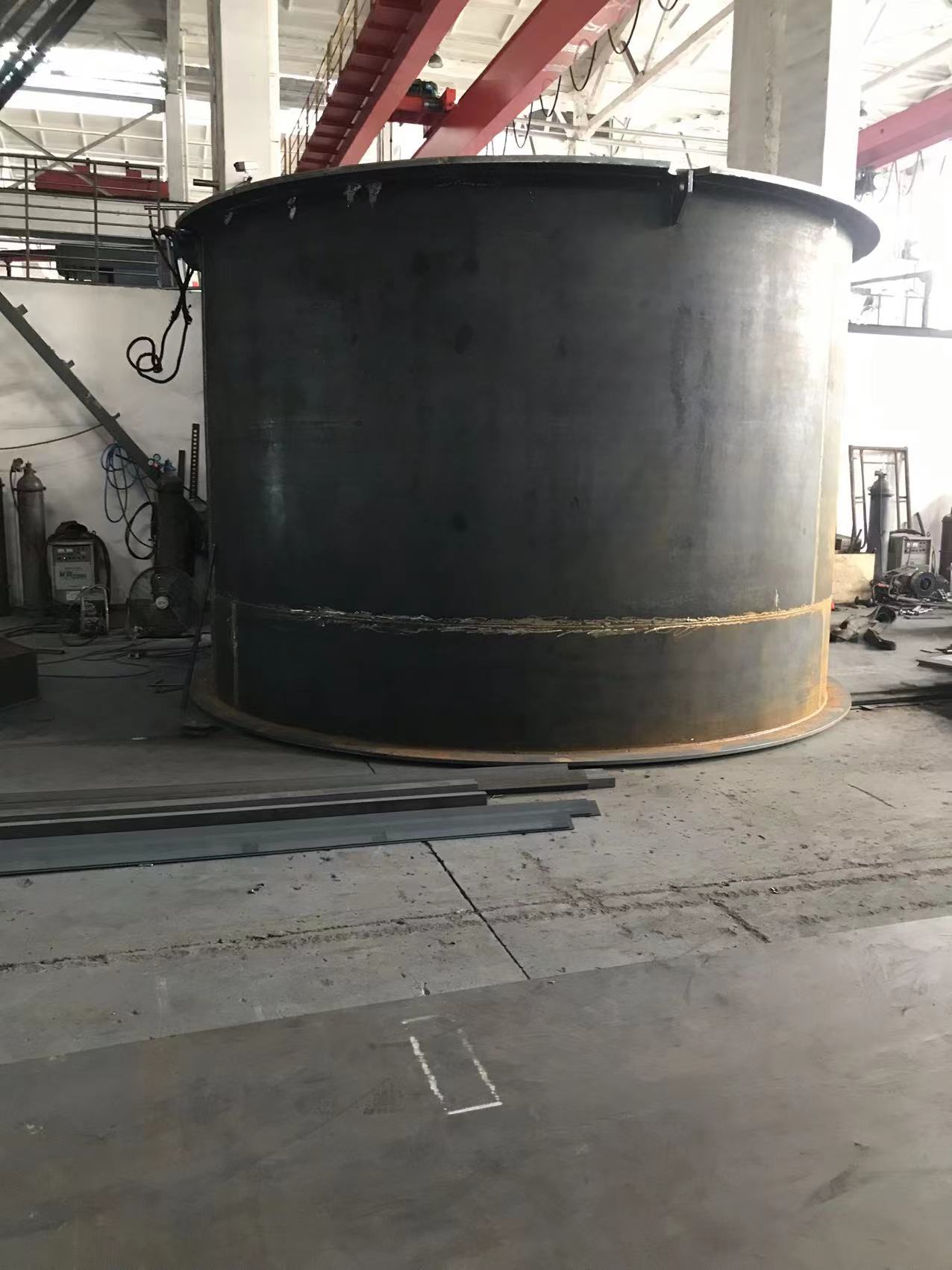 120T lead smelting refining furnace is making for clients in our factory 