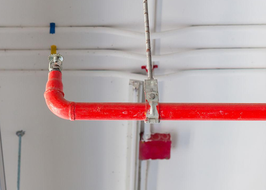 Примена и воведување на електрична топлинска лента изолација за цевководи за гаснење пожар со прскалки