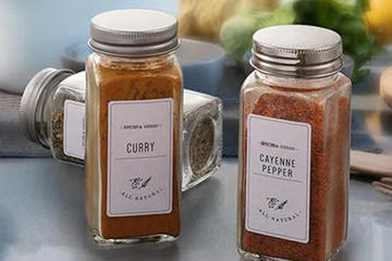 Do spices last longer in glass jars