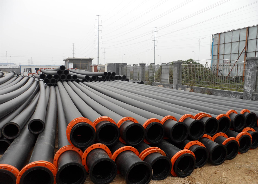 Features of heating tape for plastic pipes
