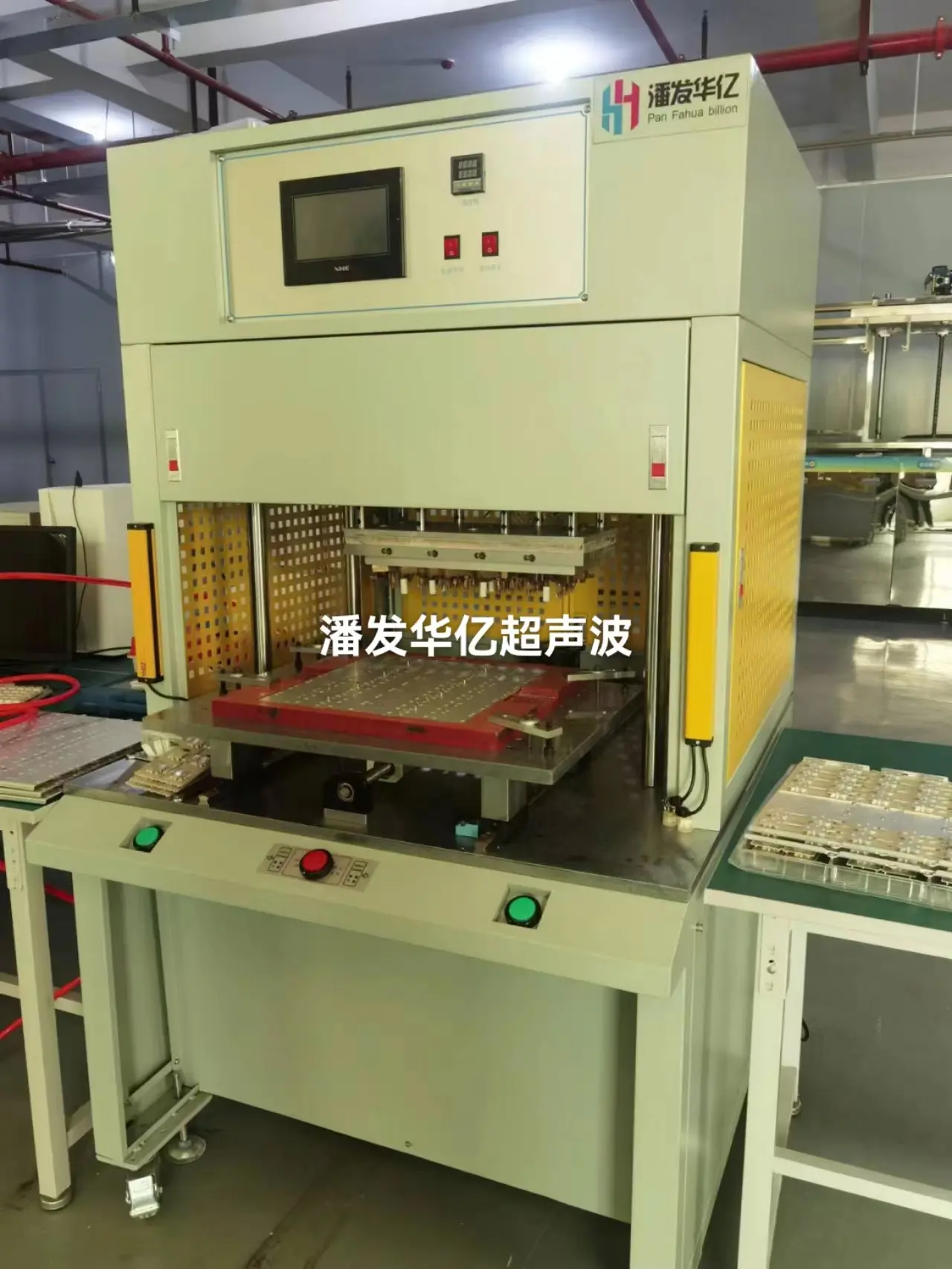 Slide type hot melt machine hot riveting machine