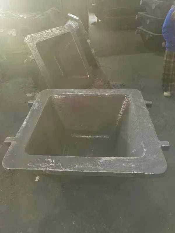 Customized 2T crude copper ingot molds with forklift hole metal casting molds