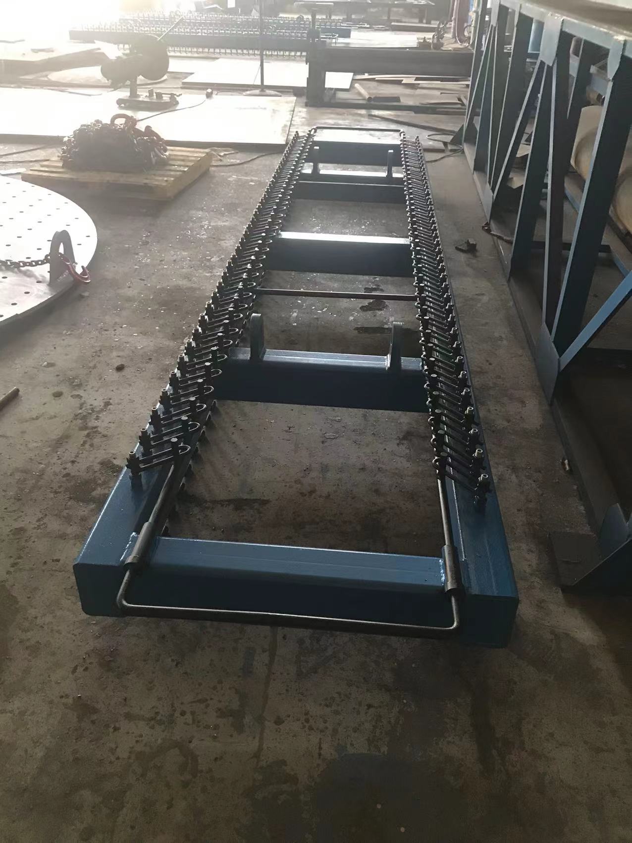 Lead plate hanger electronic products machinery new lead battery recycling plant
