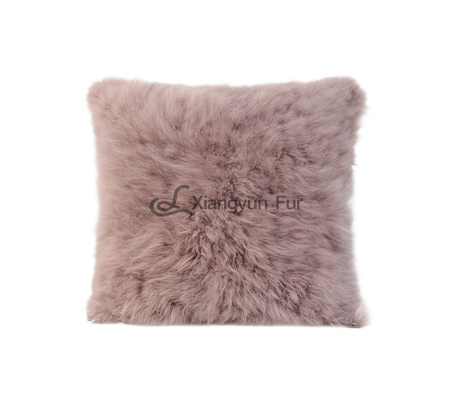 CUSCINO IN PELLICCIA DI CASHMERE ROSA