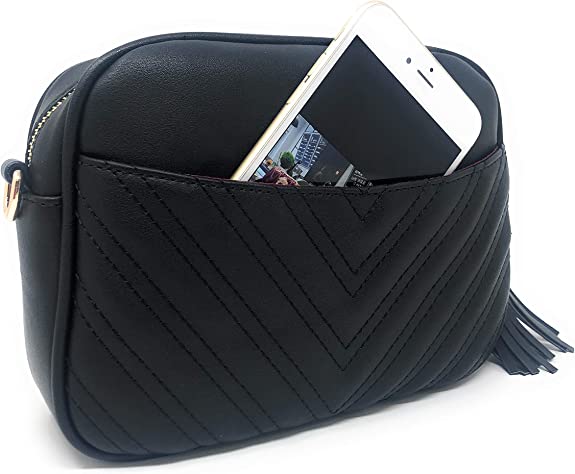  Женская сумка через плечо с черным полиуретановым ремешком и кисточкой 
