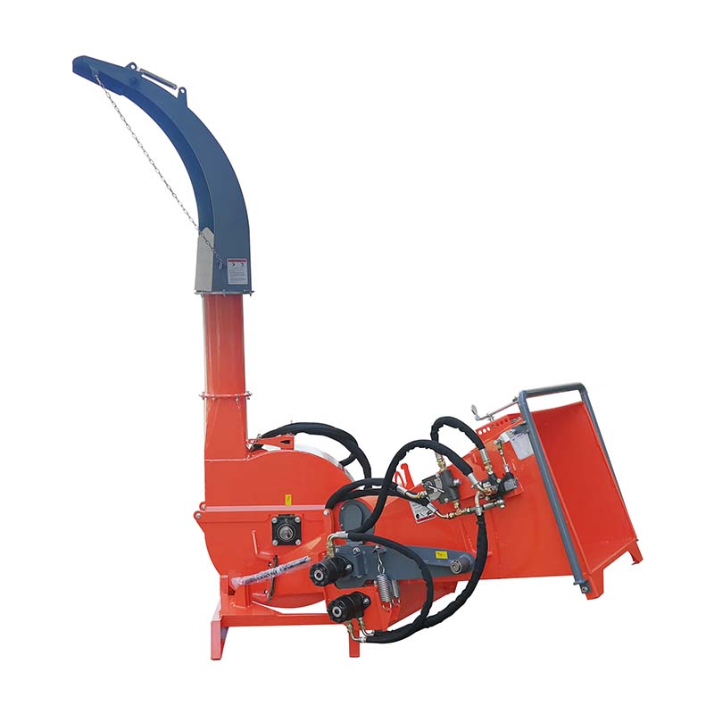 BX92R TRACTOR WOOD CHIPPER